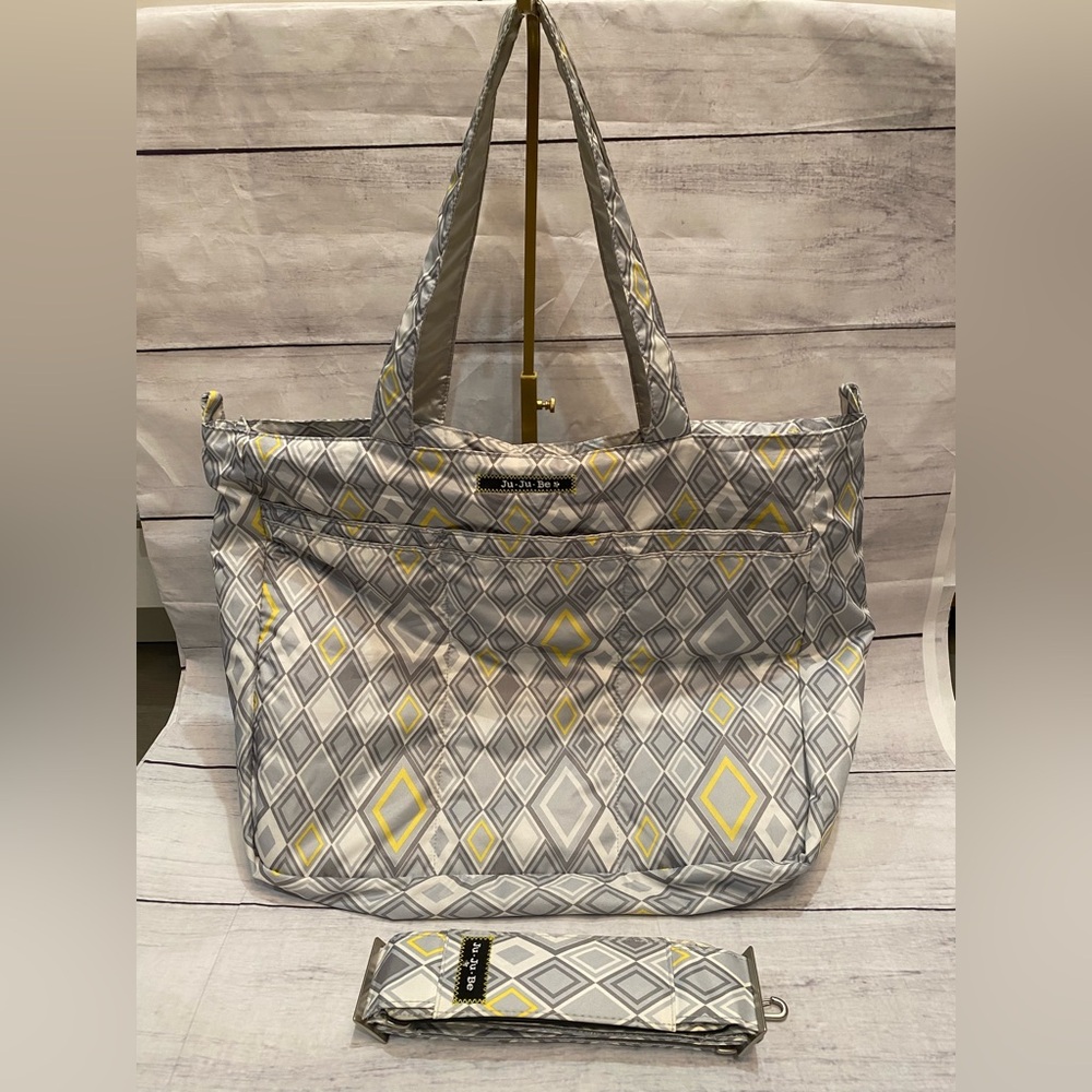 NWOT, Ju-JuBe Super Be Zippered Tote Baby Bag